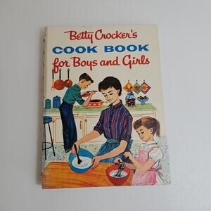 Vintage "Betty Crocker's‎ Cook Book for Boys and Girls" 1957 Golden Press
